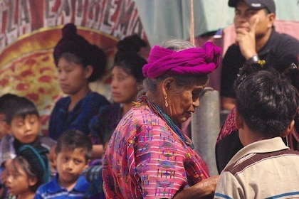 Chichicastenango Market and Lake Atitlan 2 days and 1 night
