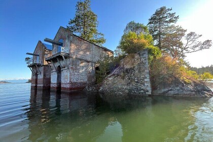 Paddling Esquimalt Harbor to Cole Island