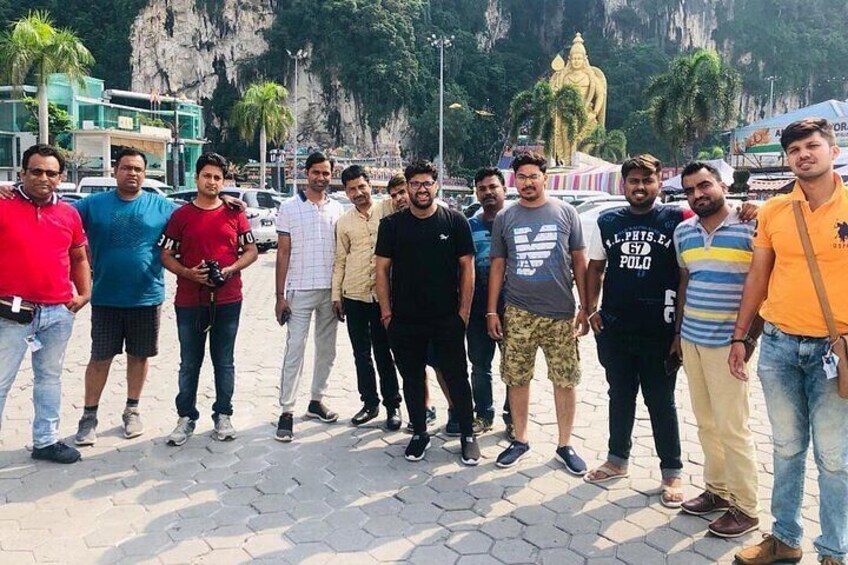 Genting Highlands to Kuala Lumpur EN-ROUTE Batu Caves Tour