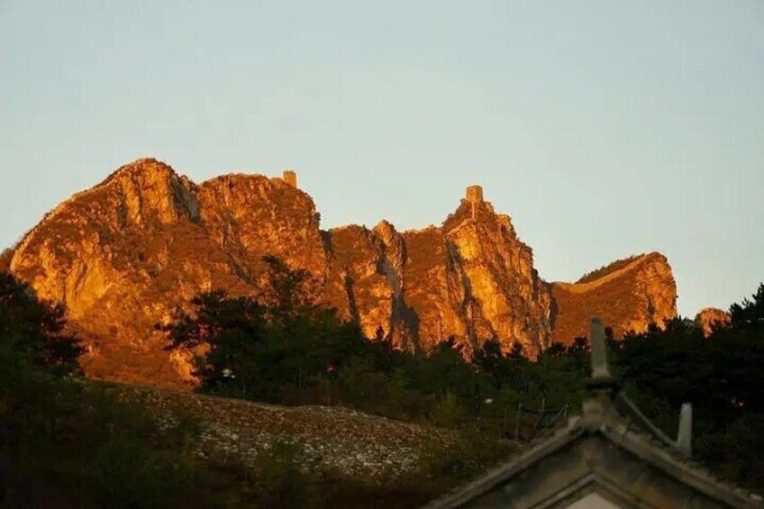 Private Day Tour to Gubei Water Town and Simatai Great Wall with Sunset