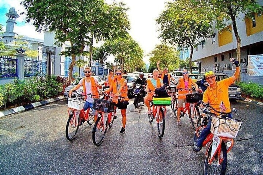 Welcome! Join The Best of Kuala Lumpur Classic tour!
