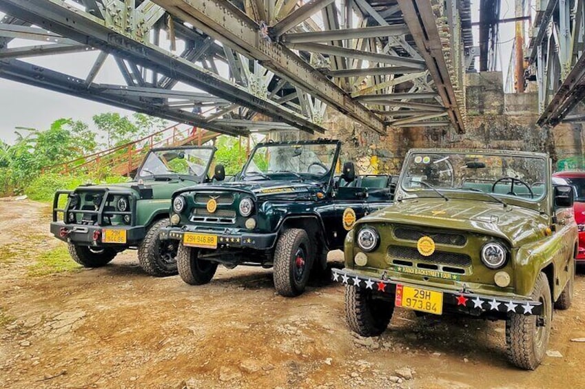 Hanoi Jeep Tours : Highlight & Hidden Gems