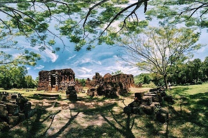 Full-Day Tour Hoi An & Cham Culture in My Son Sanctuary from Da Nang