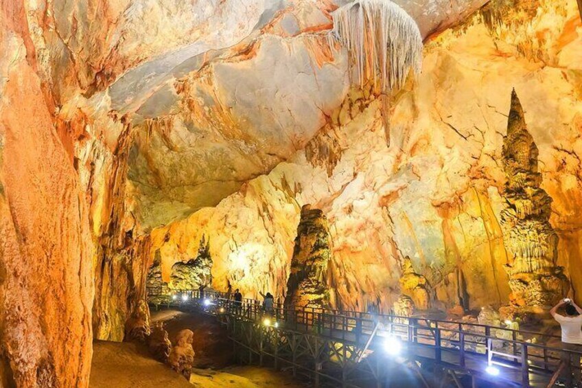 Tour to the caves ONE DAY tour to Phong Nha and Paradise caves
