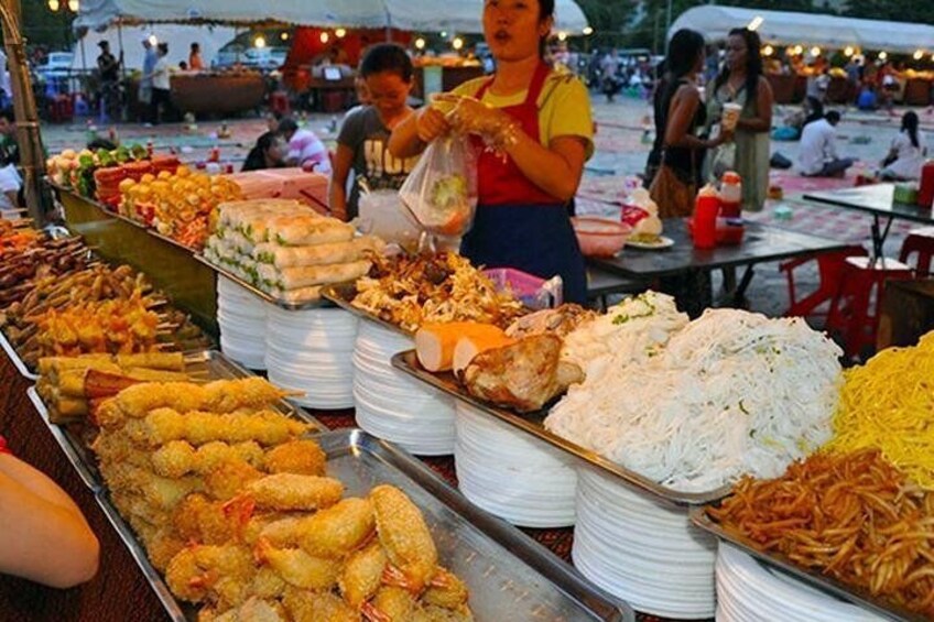 Phnom Penh Food Tour - Half Day