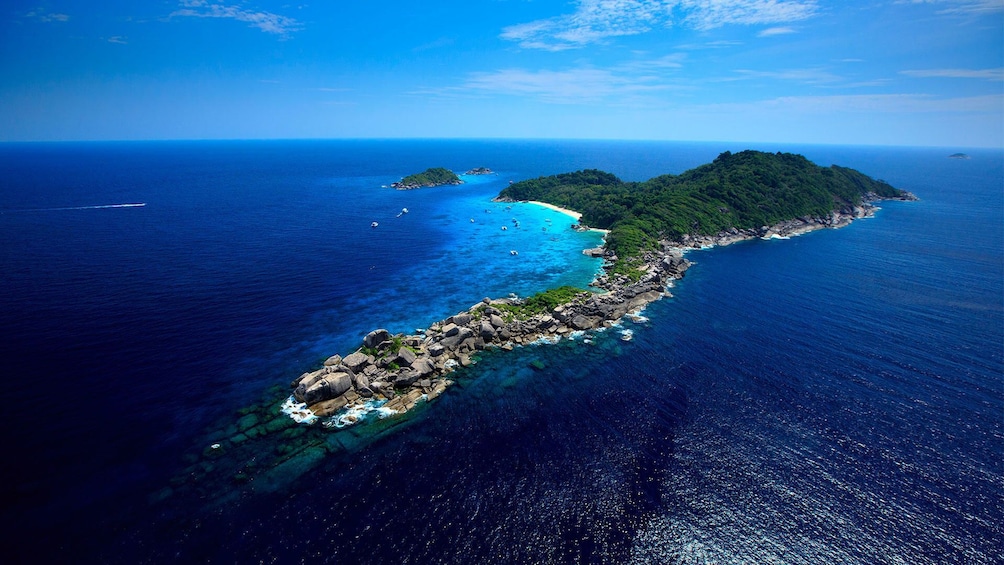 Similan Islands Excursion by Speedboat