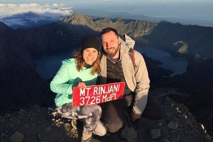 Trekking Rinjani Mountain Summit 2 Days 1 Night - Em Adventure