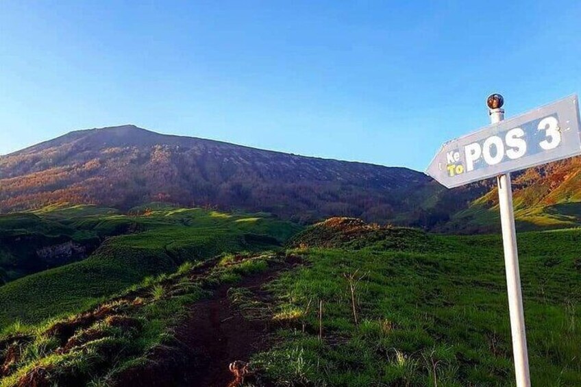 Trekking Rinjani 2 Days To Rim and Summit Via Sembalun Trail