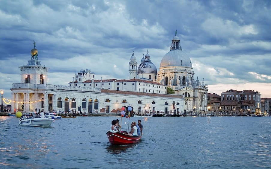 Foto 5 von 10 laden Venice Day Trip by High-Speed Train from Florence