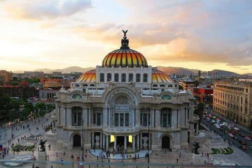 Private Tour in Mexico City Downtown & Anthropology Museum & Chapultepec Castle