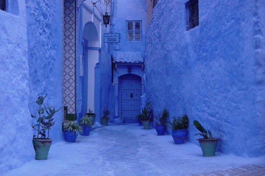 From Casablanca: Full day trip to Chefchaouen by the High Speed Train