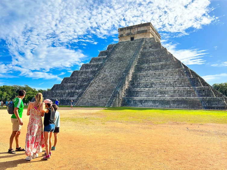 Chichen Itza Early Access, Cenote, Tequila Tasting & buffet lunch