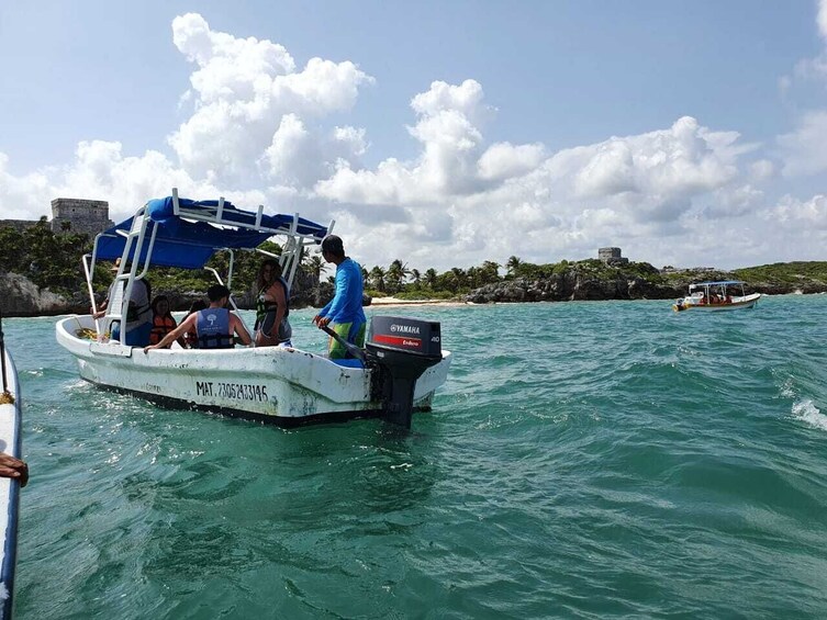 Carregar foto 3 de 10. 5x1 Tulum by land and sea, boat, beach club & snorkel