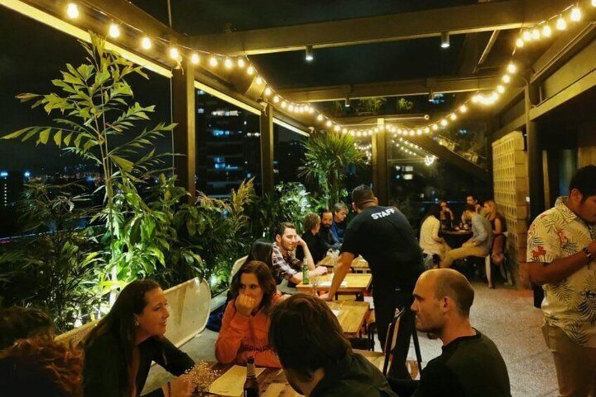 Live the Nightlife Rooftop Pub Crawl