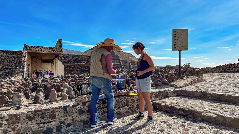 Teotihuacan Immersive Early Access or Afternoon Tour