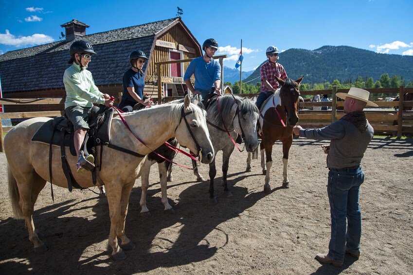 Banff Horseback Riding Tour