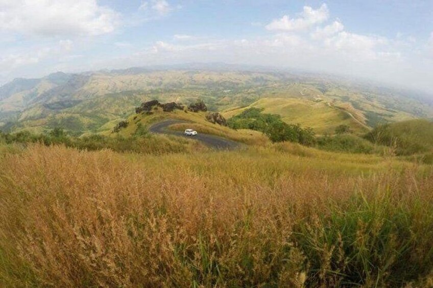 Drive high into the Nausori Highlands Hills, enjoy stunning views with a visit to the local village on this private guided tour by a local