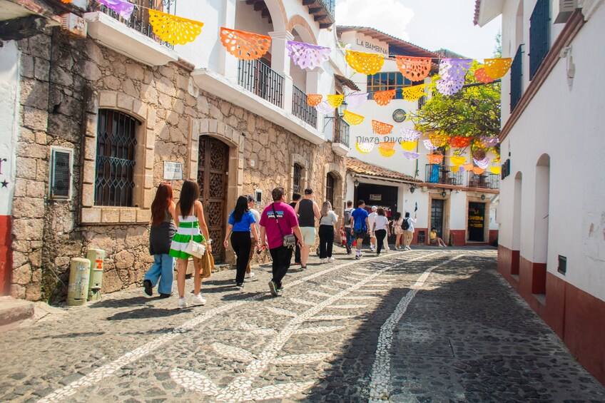Taxco & Cuernavaca with Pre-Hispanic Mine Tour 