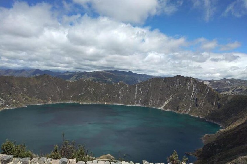 Private Excursion Day to Quilotoa Lagoon from Quito