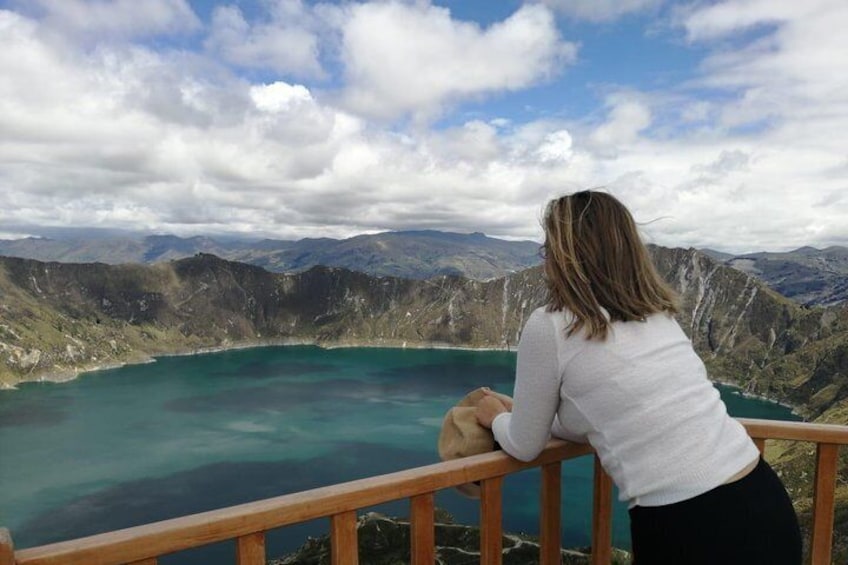 Private Excursion Day to Quilotoa Lagoon from Quito