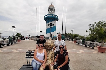 Stadstour door Guayaquil, inclusief de vuurtoren van Cerro Santa Ana