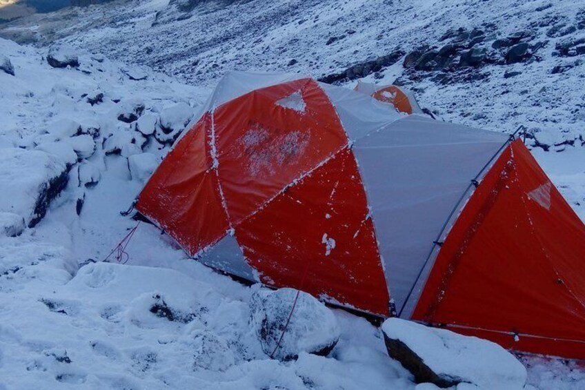 Iztaccihuatl Volcano Climb