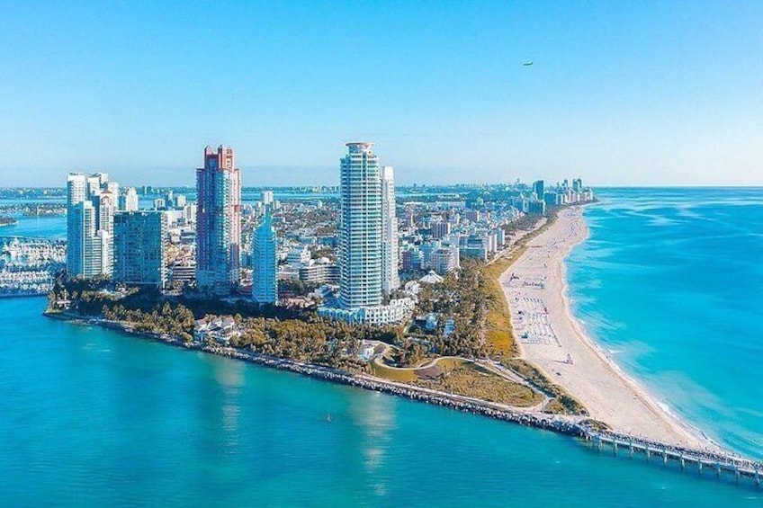 Private Plane Tour Over Miami - 50 min of Magical Views!