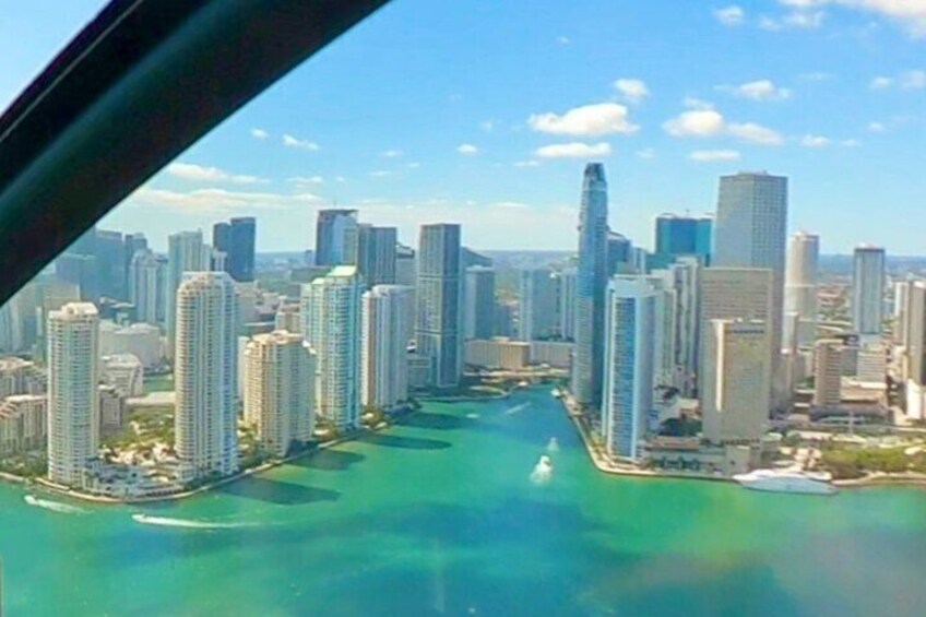 The Best Miami Private Flight Tour - 45 Min