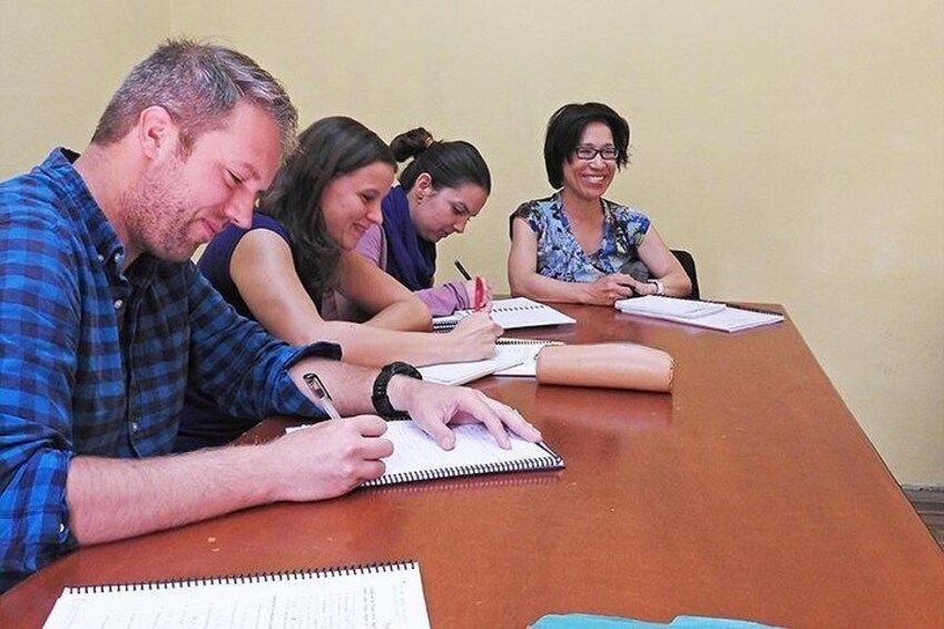 Learning Spanish in Ailola Quito Combi Program