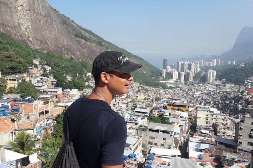 Rocinha Lucky Tour