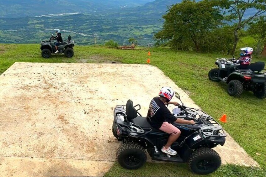 ATV | Medellín: Full Day REAL 4x4 Quad Tour 