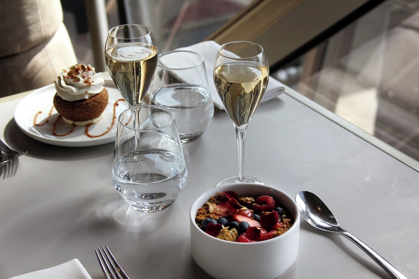 Lunch at the Eiffel Tower: Madame Brasserie Restaurant