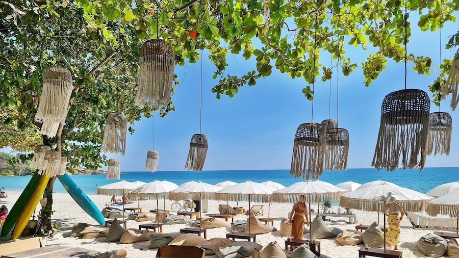 Ko Samet Island Full-Day Excursion