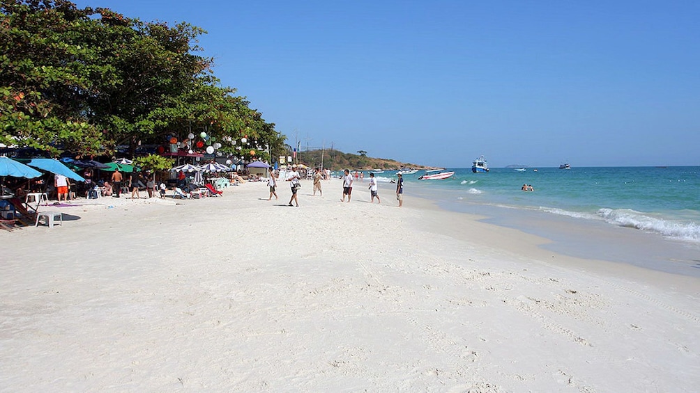 Show item 3 of 5. Visiting the beach at the Samet Island in Pattaya