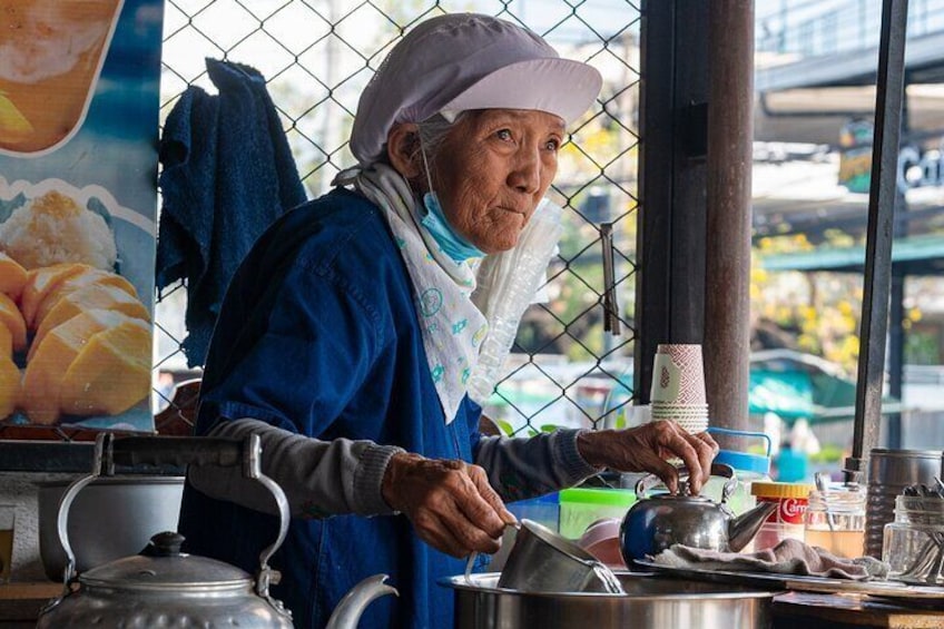 Meet Local Street Vendors