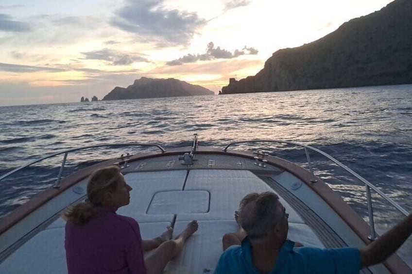 Sunset Selective from Positano with Dockside Dinner in Nerano 