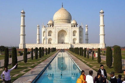 Same Day Agra Tour From Hyderabad with Return Flight