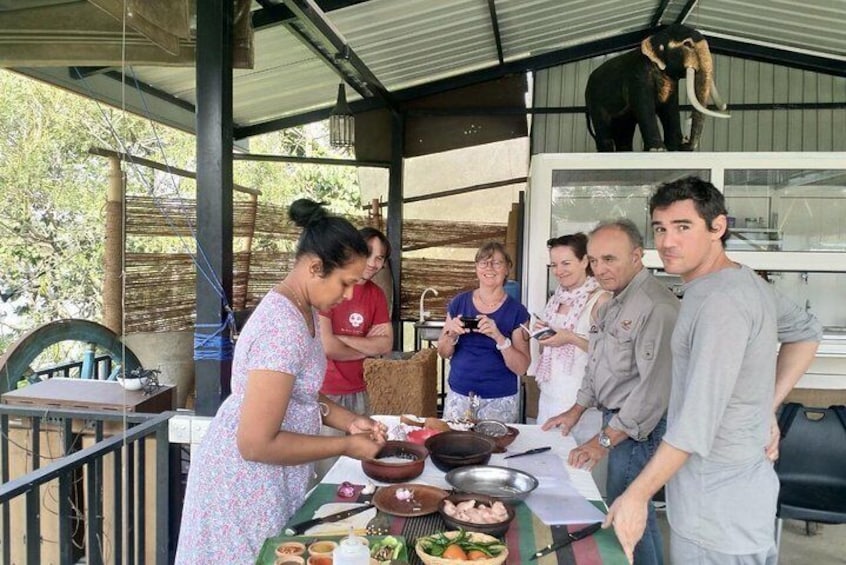 Cooking classes at Chaminrich Homestay