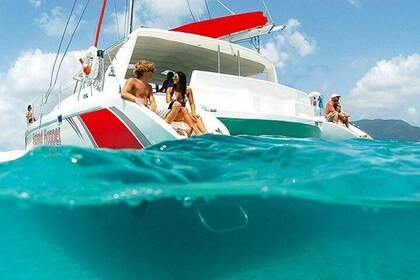 Catamaran-ervaring naar Ile aux cerf: incl: parasailing, lunch, GRSE & tran...