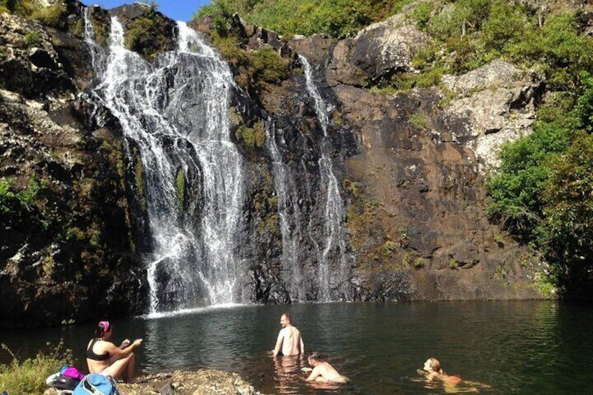 Hiking Trip Full-Day : The Magnificent 7 Waterfalls Sept Cascades, Tamarind Falls