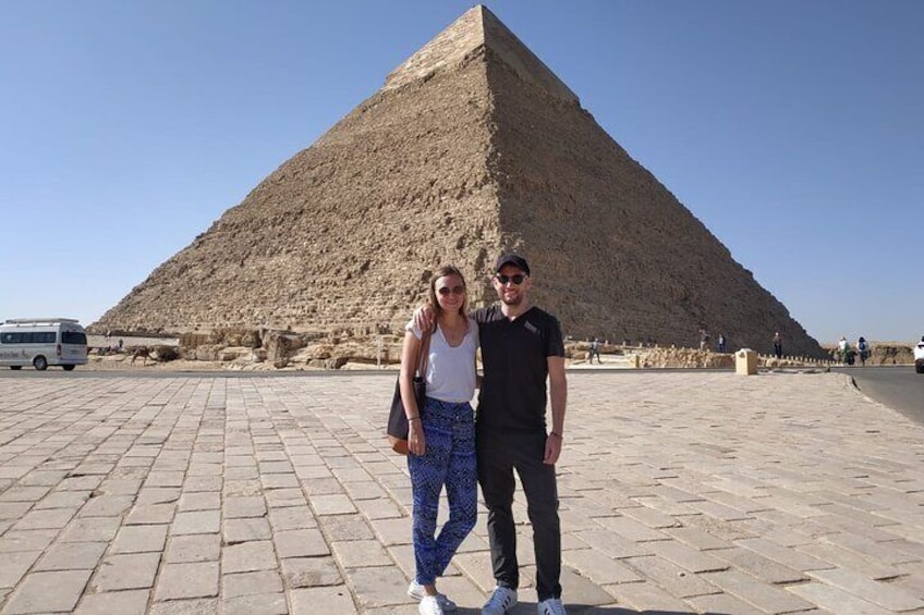 Best Half-Day tour to Pyramids of Giza & Sphinx with Lunch and Camel Ride
