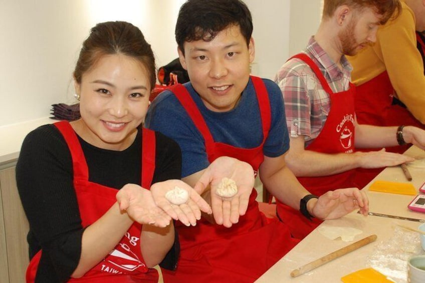 Xiao long bao, Pork thick soup, Bubble milk tea. (taiwan cooking classes)日本語対応可能