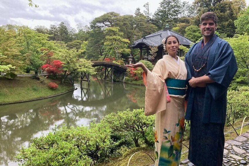 Visiting Katsura imperial villa with antique kimono
