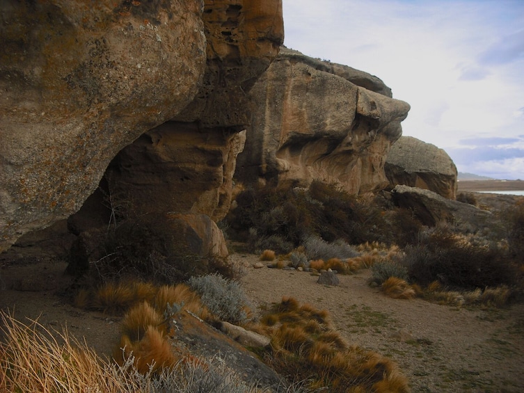 El Calafate City Tour and Walichu caves