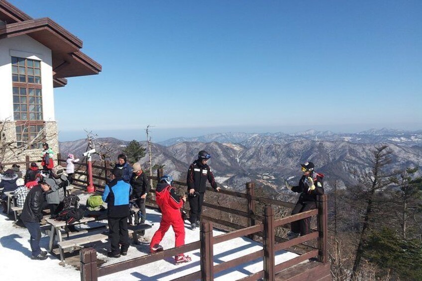 PRIVATE SKI TOUR in Pyeongchang Olympic Ski Resort(More Members Less Cost)