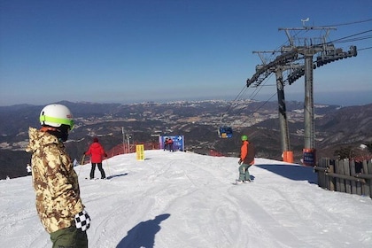 PRIVATE SKI TOUR in Pyeongchang Olympic Ski Resort(More Members Less Cost)