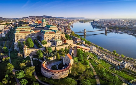 Budapest: 3-stündige geführte Bustour & 1-stündige Flusskreuzfahrt