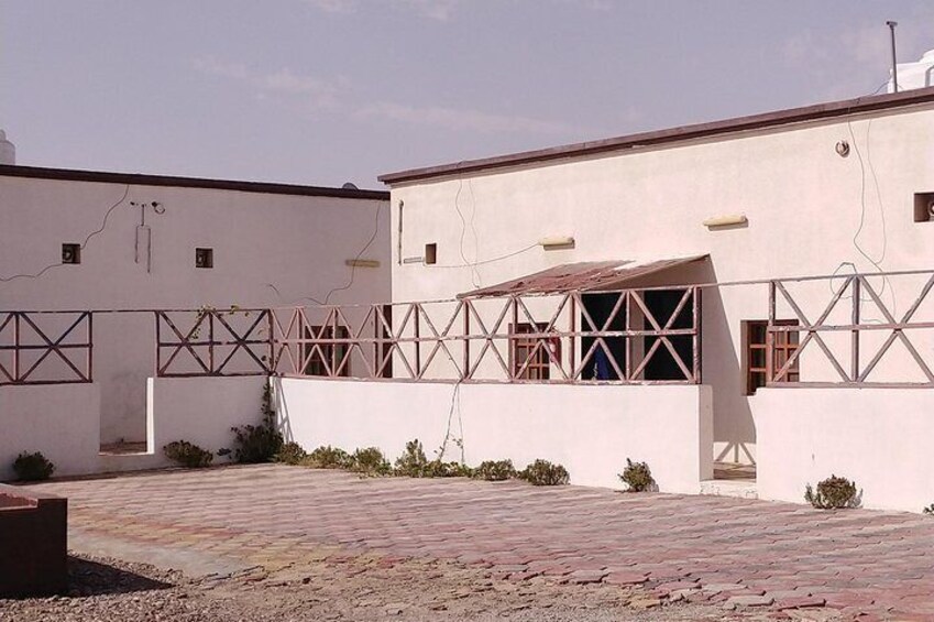 Ruwais Hotel