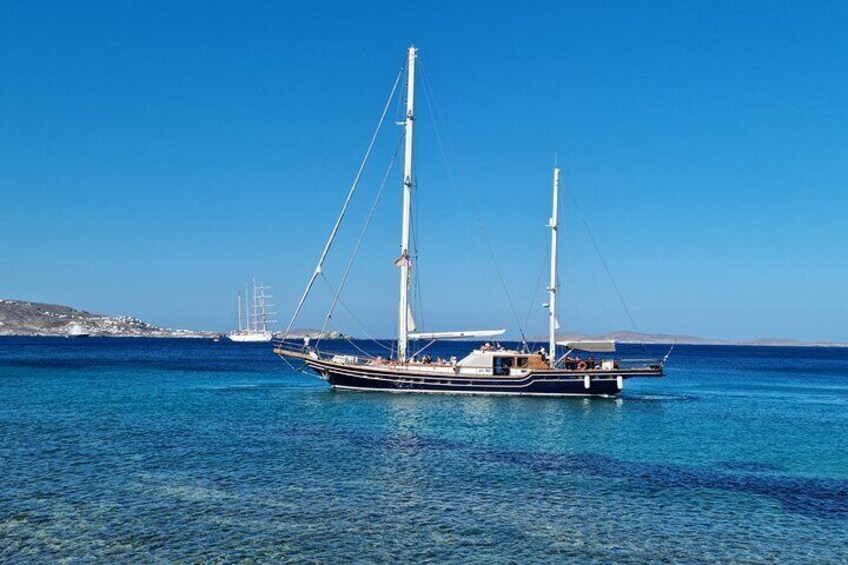 Motor-Sailer Yacht of 112 feet/34 meters