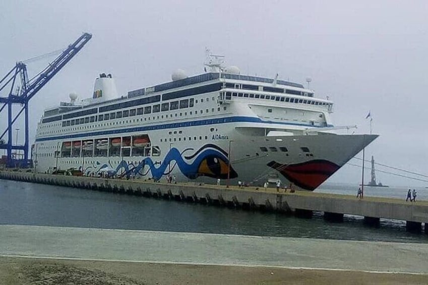 Sandwich Harbour Scenic Excursion - For The Cruise Ships 